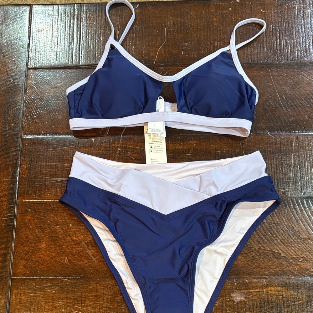 Navy & Lavender Trim Bikini Set - Women's Two-Piece Swim Sm Top/Med Bottom
